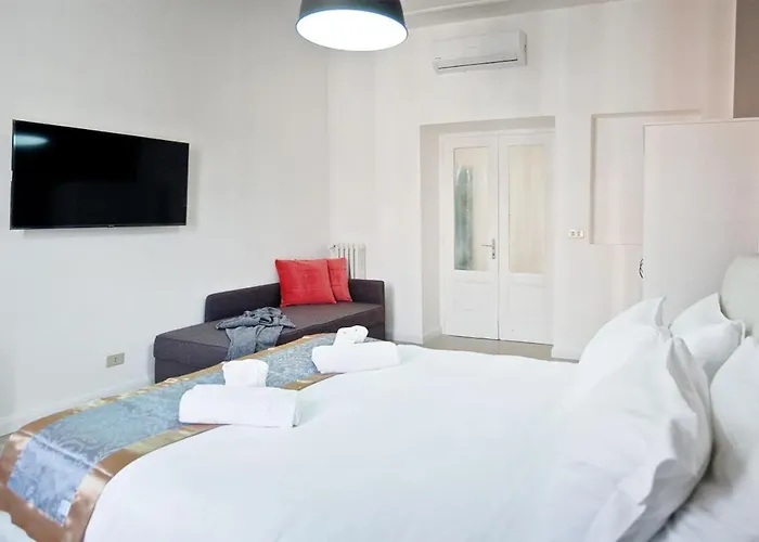 Guardabassi Collection - Vatican White By Varental Apartment *